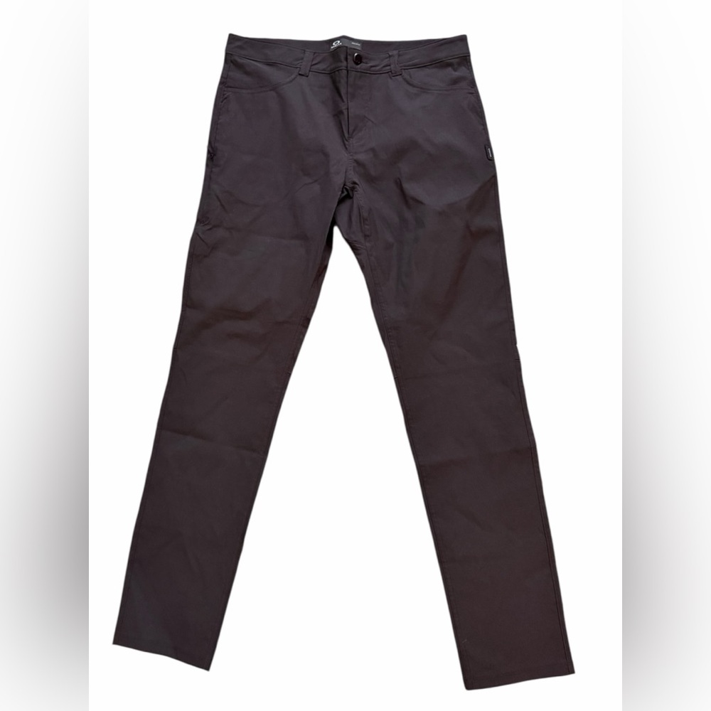 Oakley Men’s Medium SZ Charcoal Regular Fit Pants